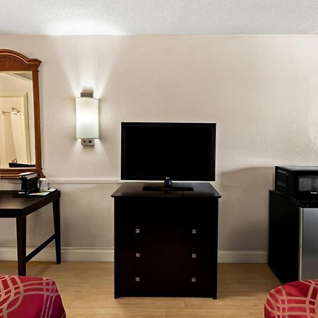 Bellmawr Economy Inn Bellmawr-Philadelphia Area Екстериор снимка