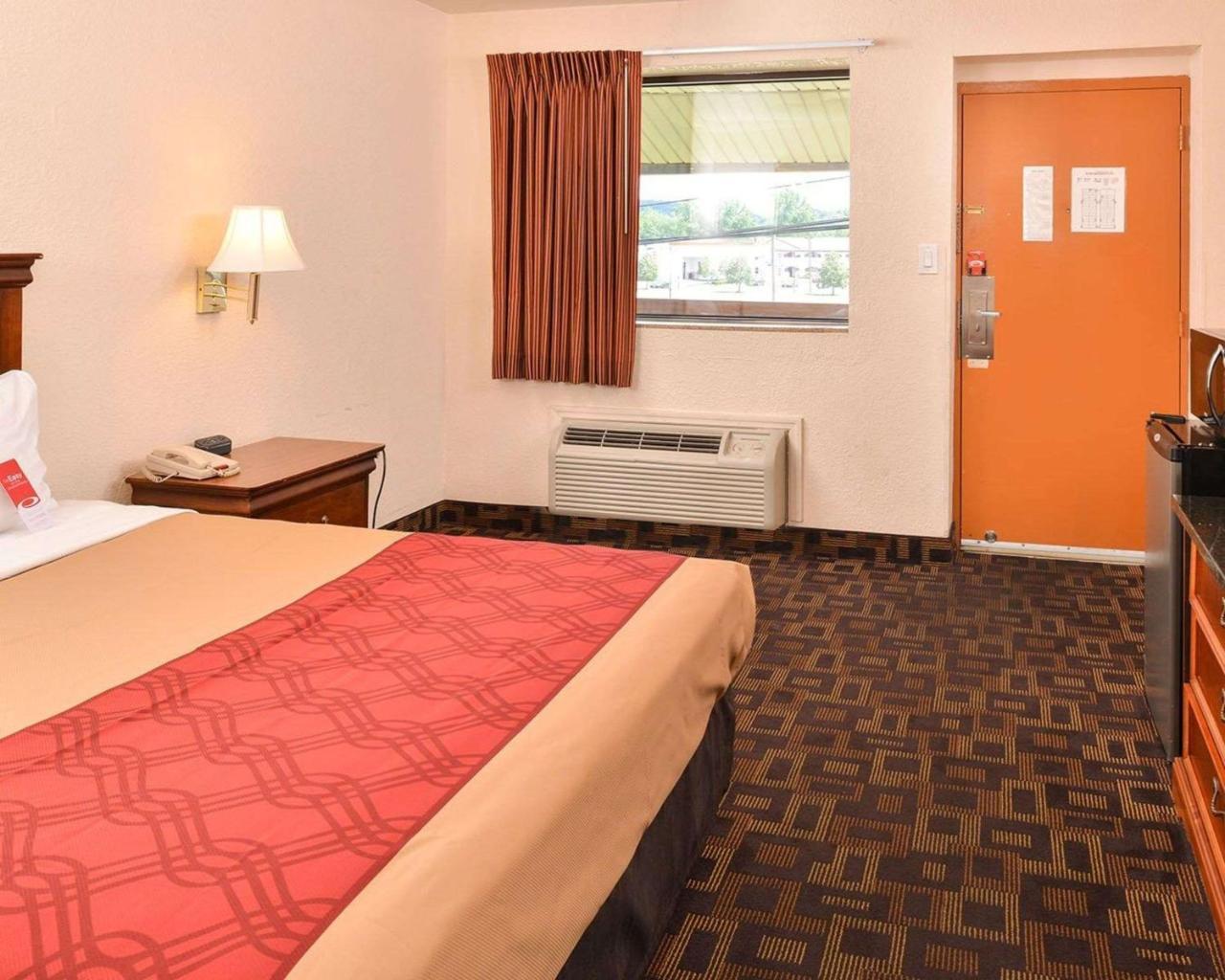 Bellmawr Economy Inn Bellmawr-Philadelphia Area Екстериор снимка